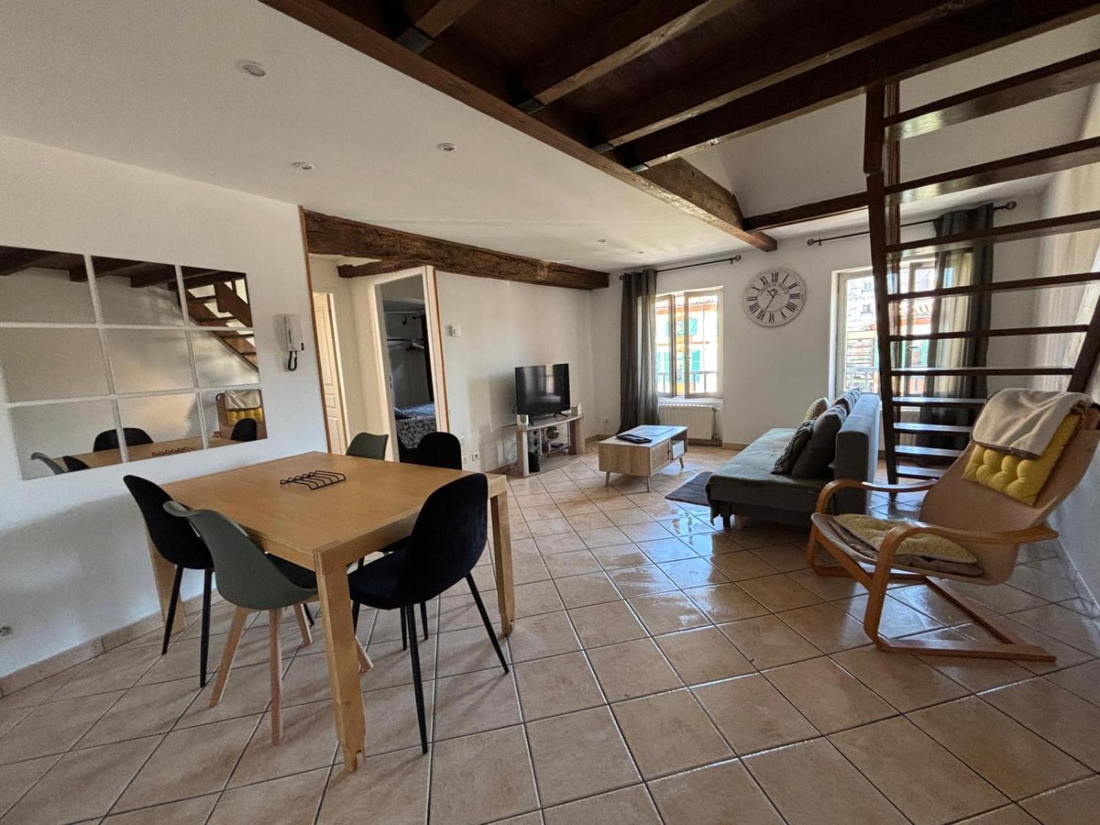 מונטובן Appartement Cosy En Centre Ville מראה חיצוני תמונה